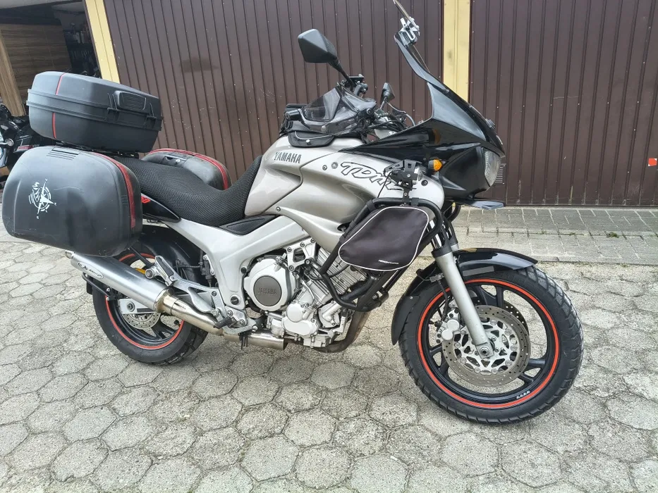 Yamaha TDM 850 4TX – Turystyczny Motocykl 850 cm³, Gotowy do Jazdy, Komfort i Niezawodność